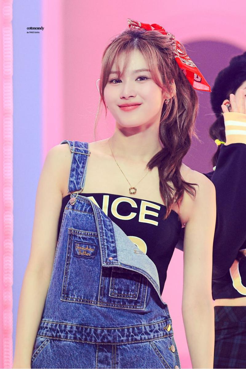 트와이스 사나