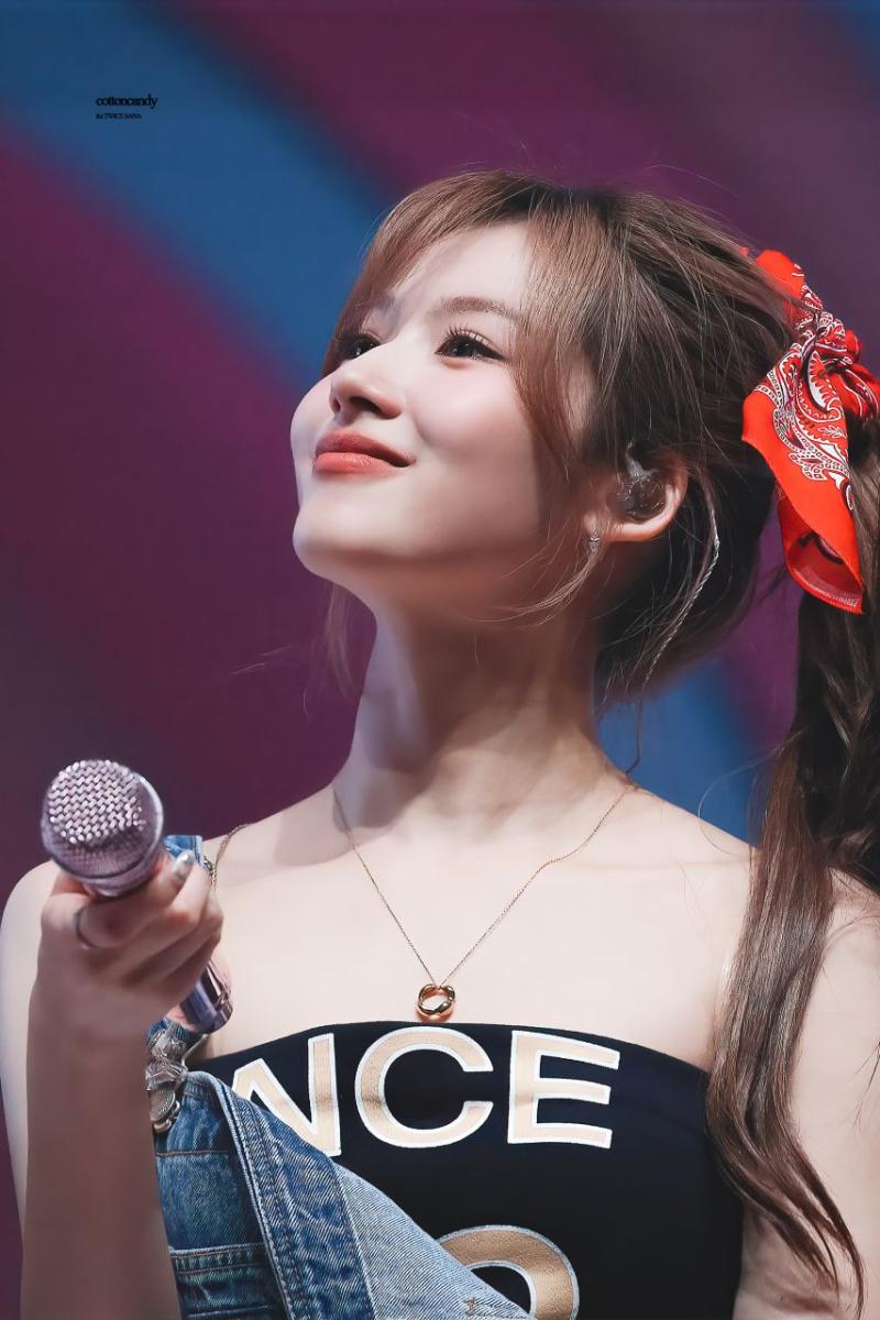 트와이스 사나