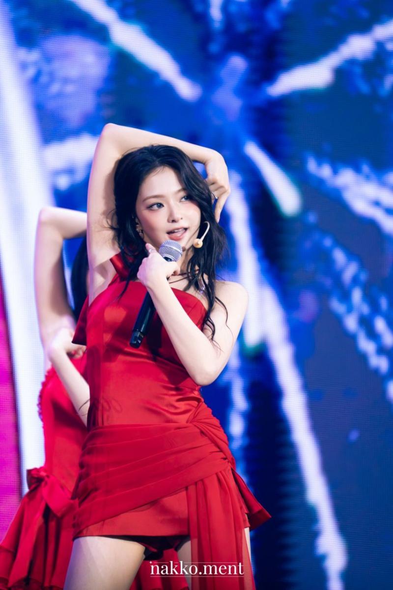 프로미스나인 이나경