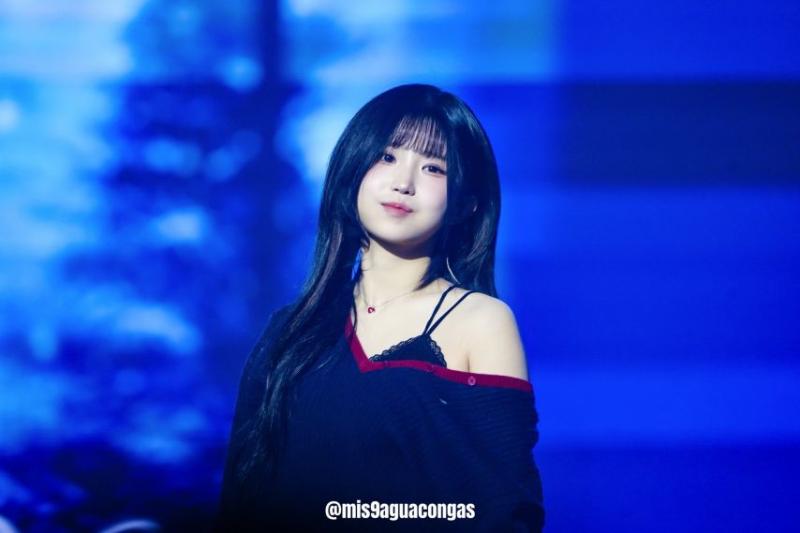 프로미스나인 송하영