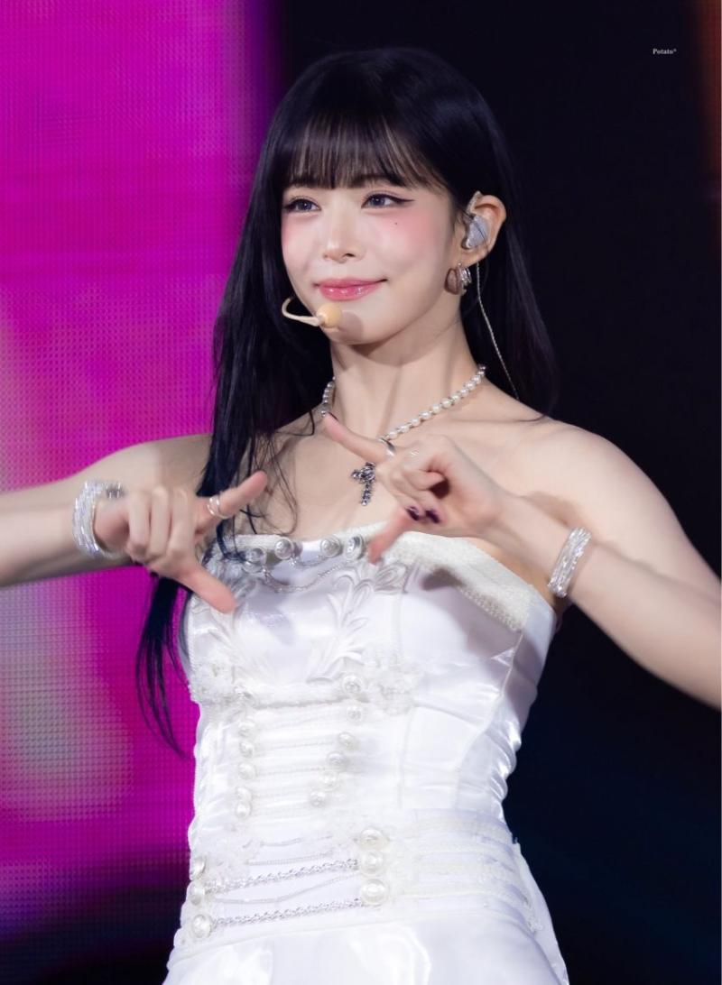 프로미스나인 이채영