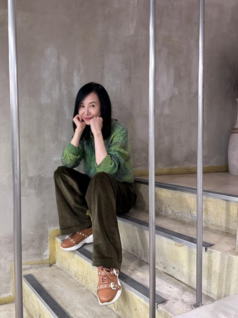 채시라