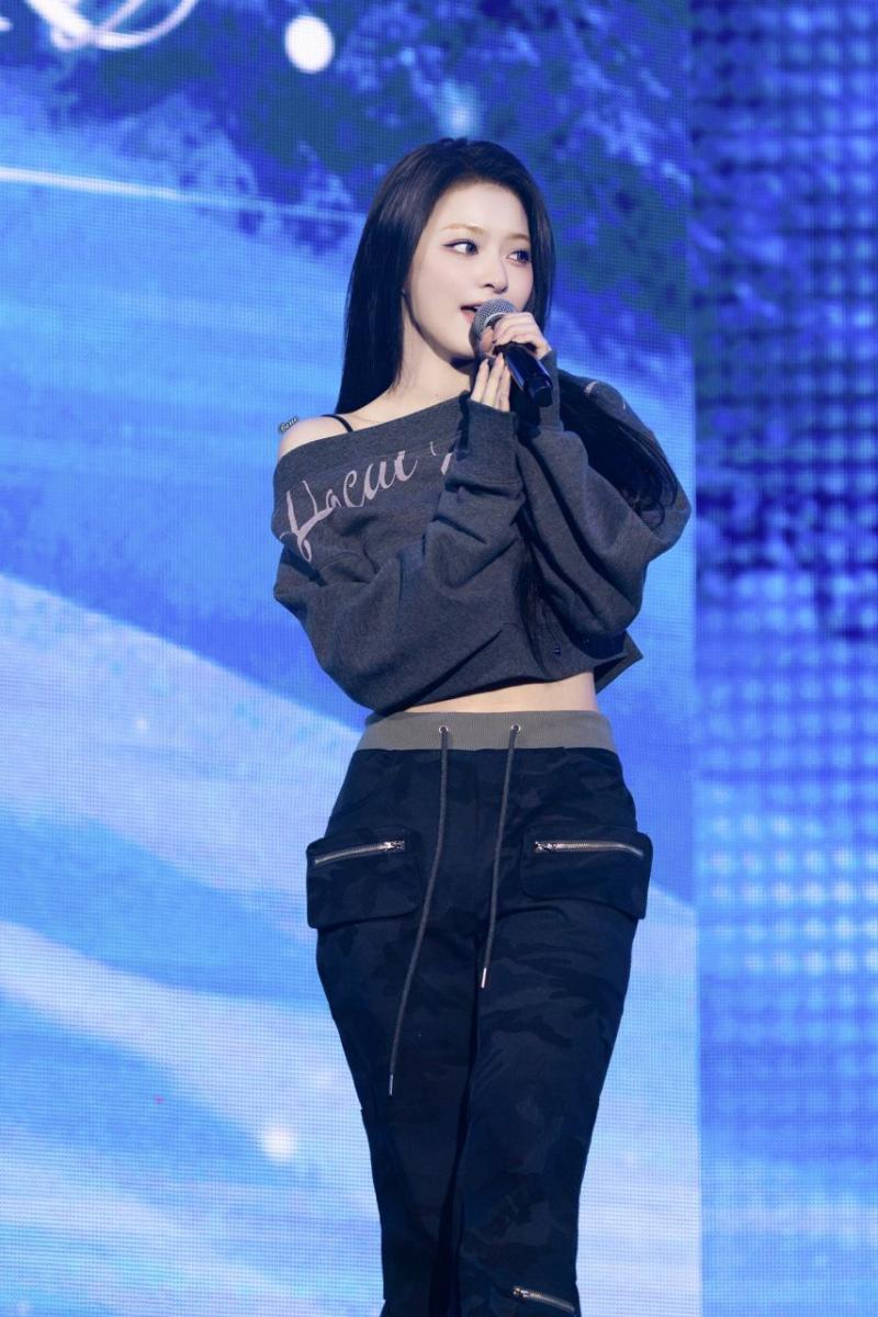 프로미스나인 이나경
