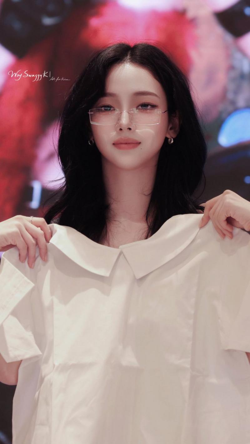 에스파 카리나