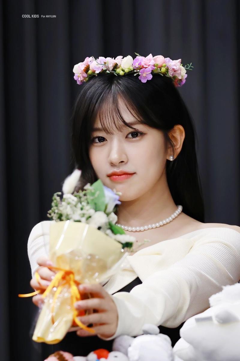 아이브 안유진