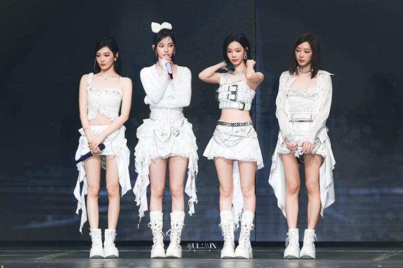 에스파 카리나 윈터(지민정)