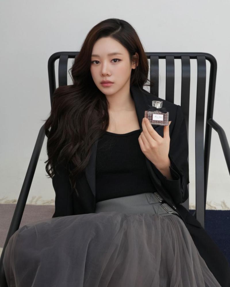 김민설