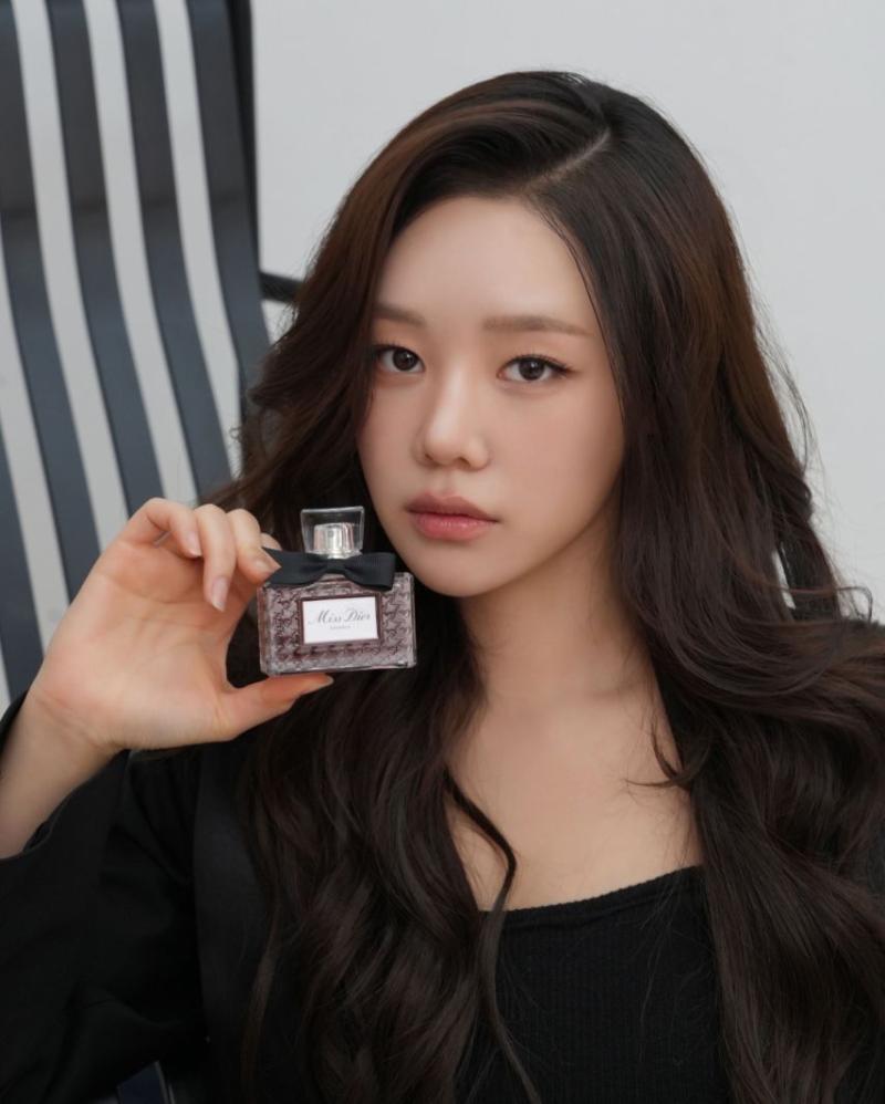 김민설