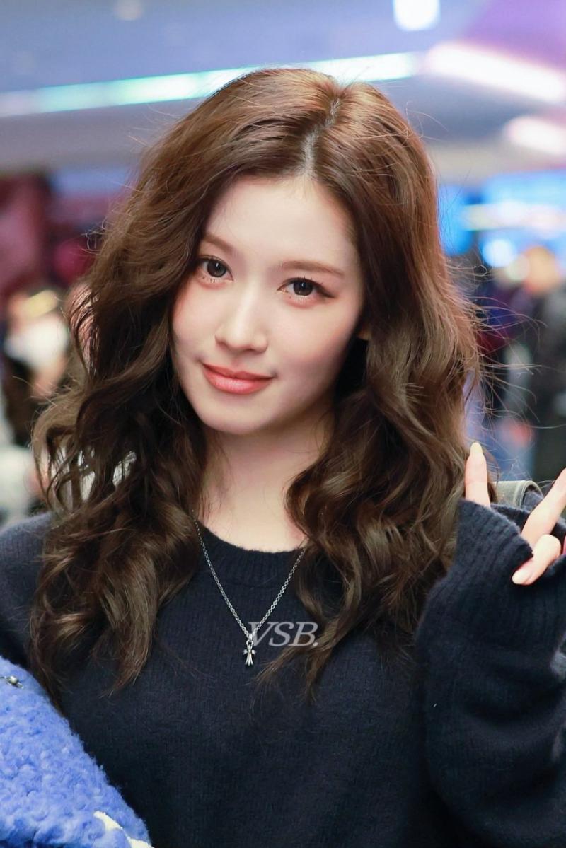 트와이스 사나