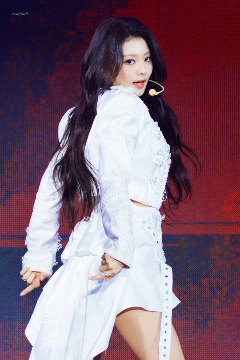 프로미스나인 이나경