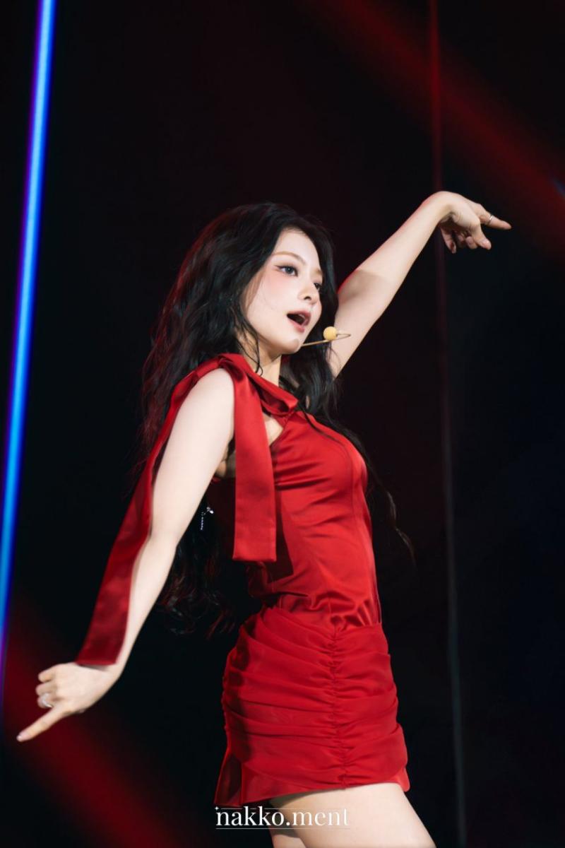 프로미스나인 이나경