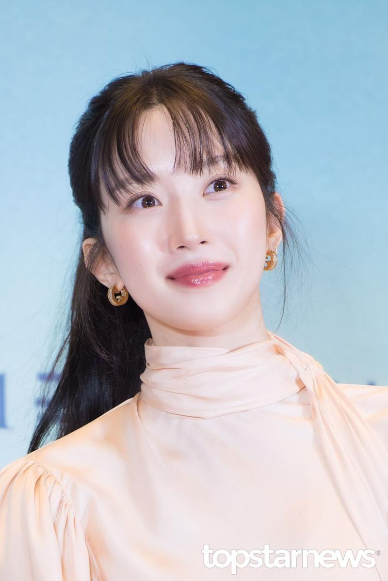 문가영