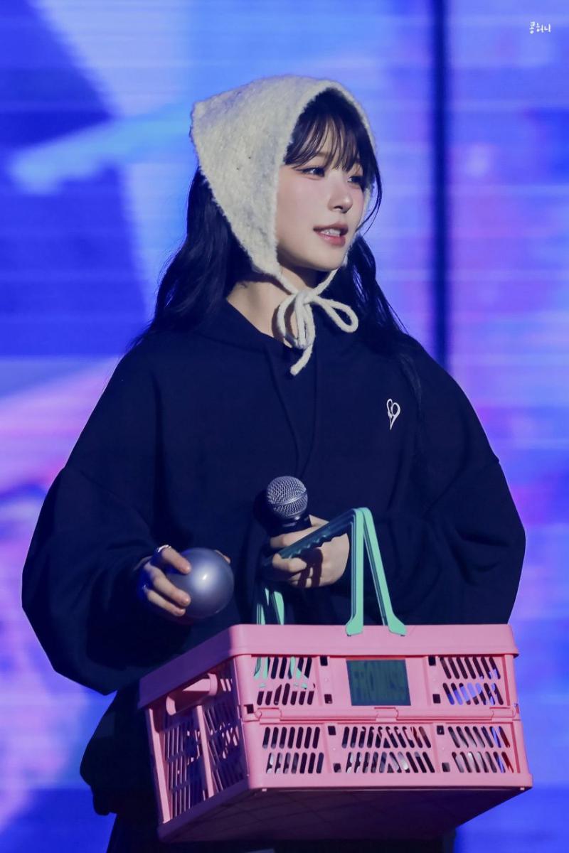 프로미스나인 백지헌