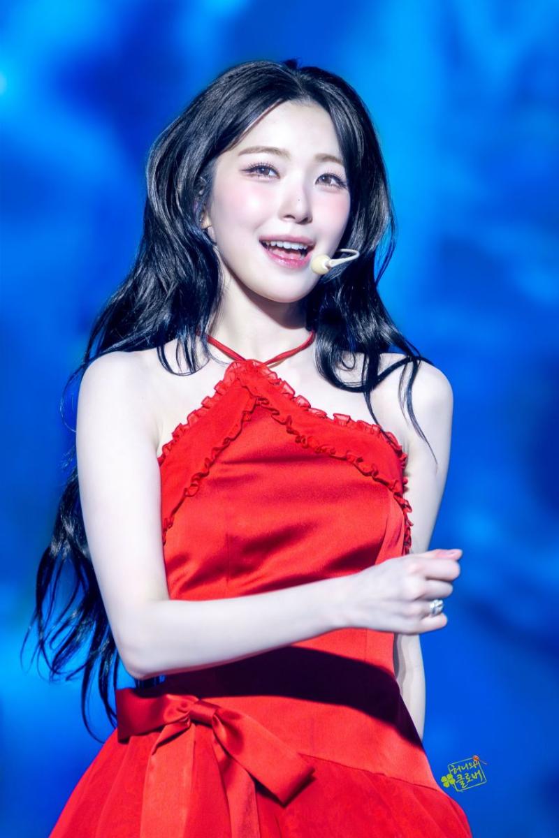 프로미스나인 백지헌