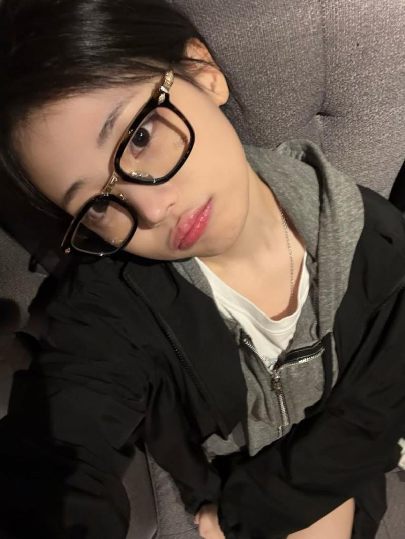 QWER 히나