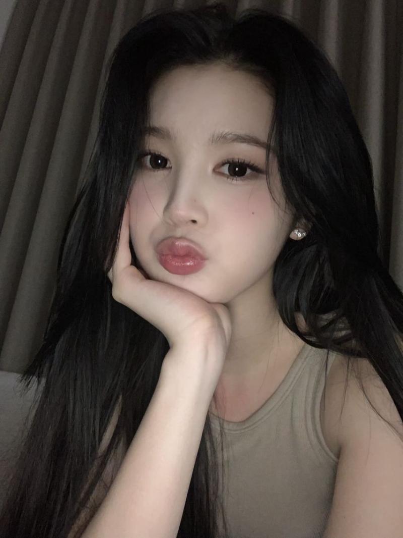 하츠투하츠 에이나