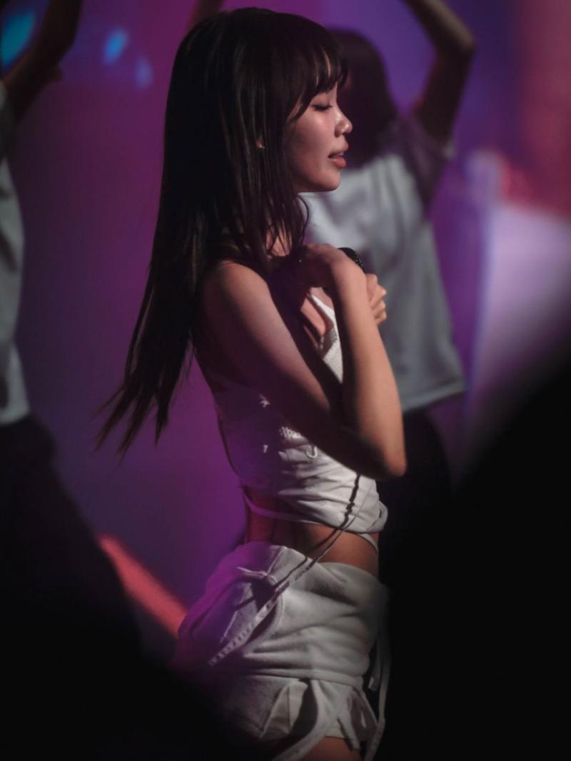 LE SSERAFIM (르세라핌) 김채원