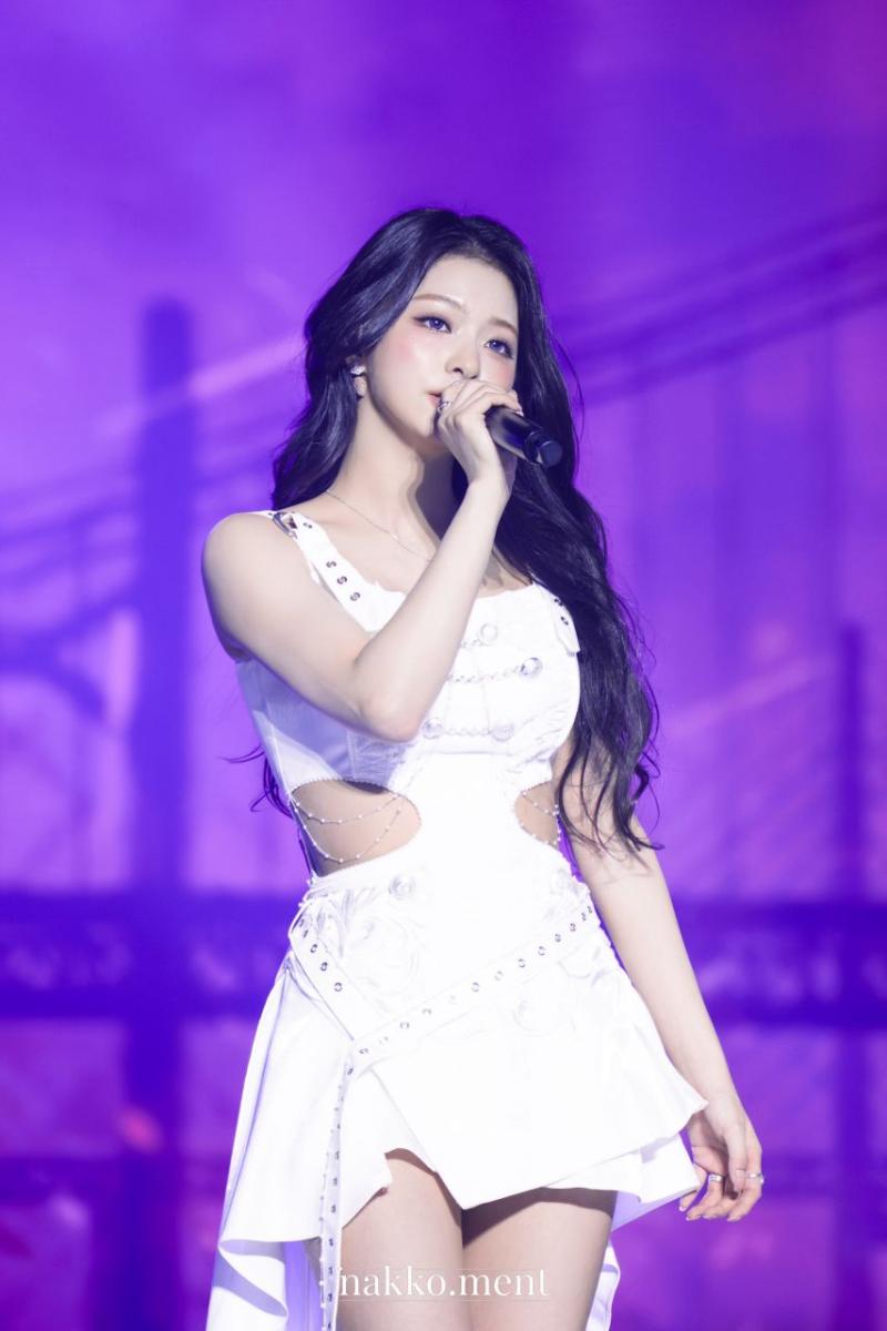 프로미스나인 이나경