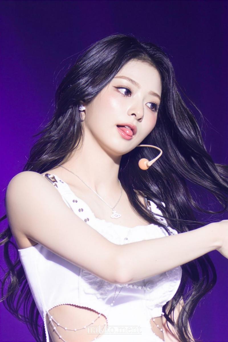 프로미스나인 이나경