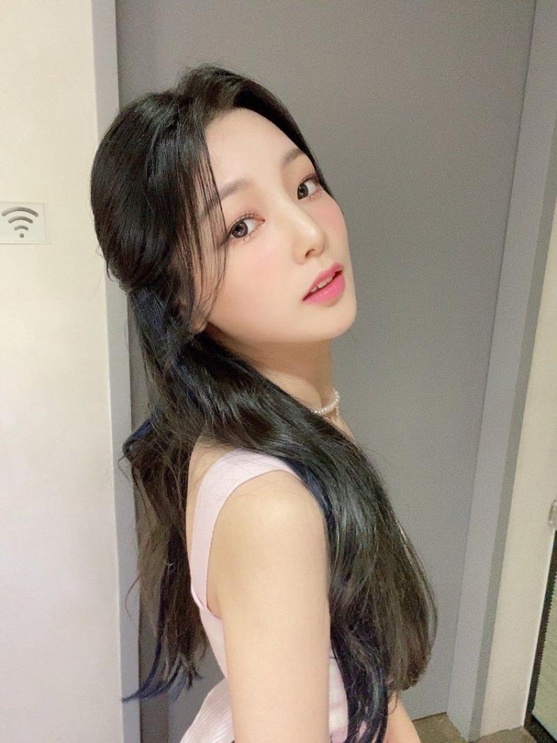 로켓펀치-연희