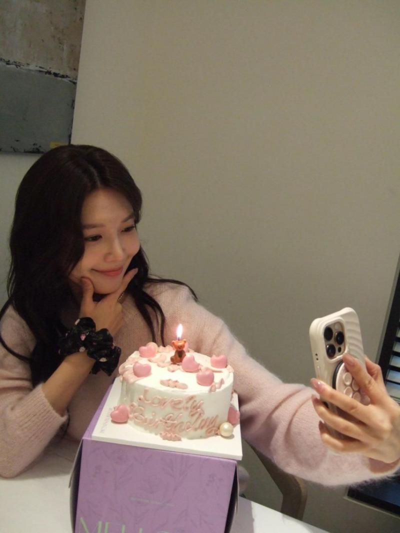 수영 윤아 서현 유리 써니 티파니 소녀시대