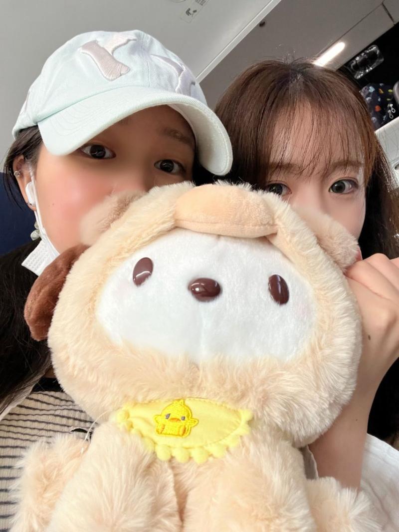 우연 WOOAH우아 인별 등 030211 생일 with 나나 소라 루시 민서