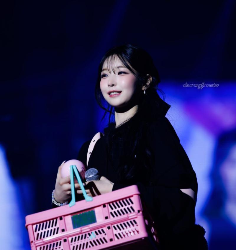 프로미스나인 지헌