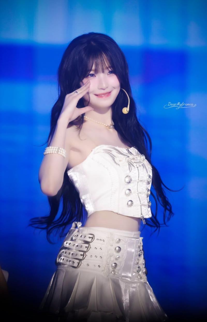 프로미스나인 지헌