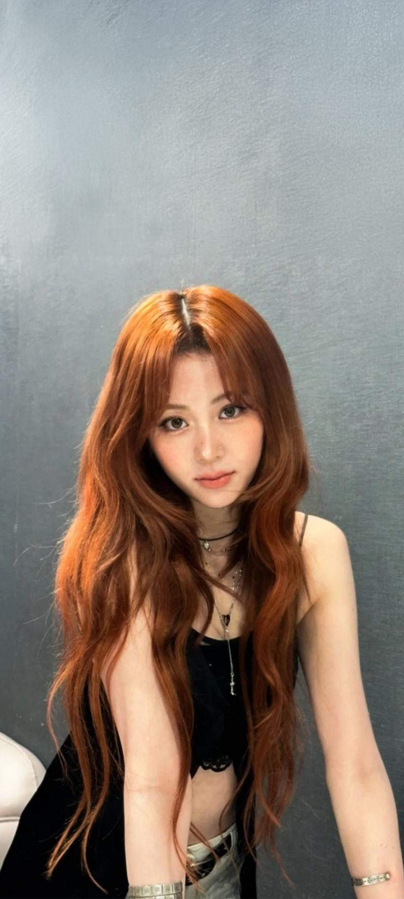 르세라핌 허윤진