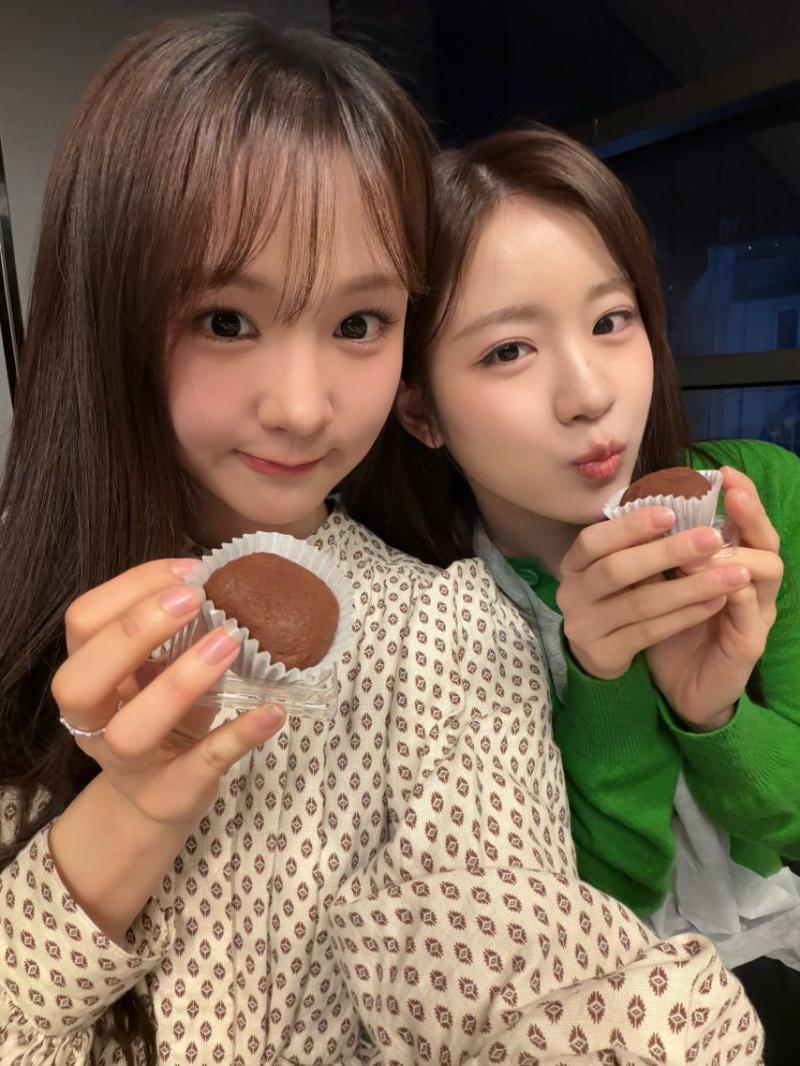 우연 WOOAH우아 인별 등 030211 생일 with 나나 소라 루시 민서