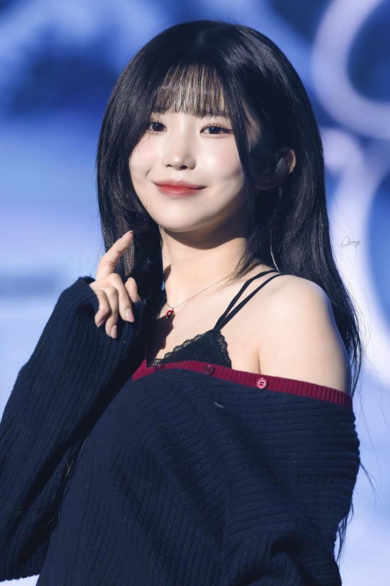 프로미스나인 송하영