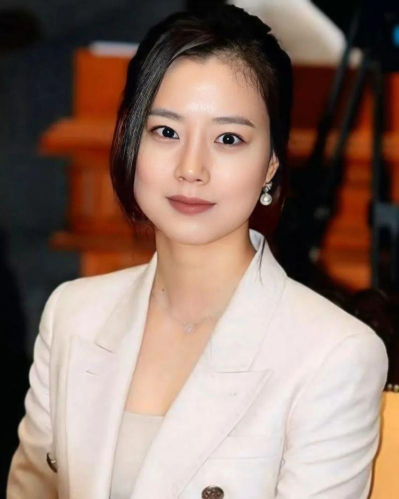 문채원