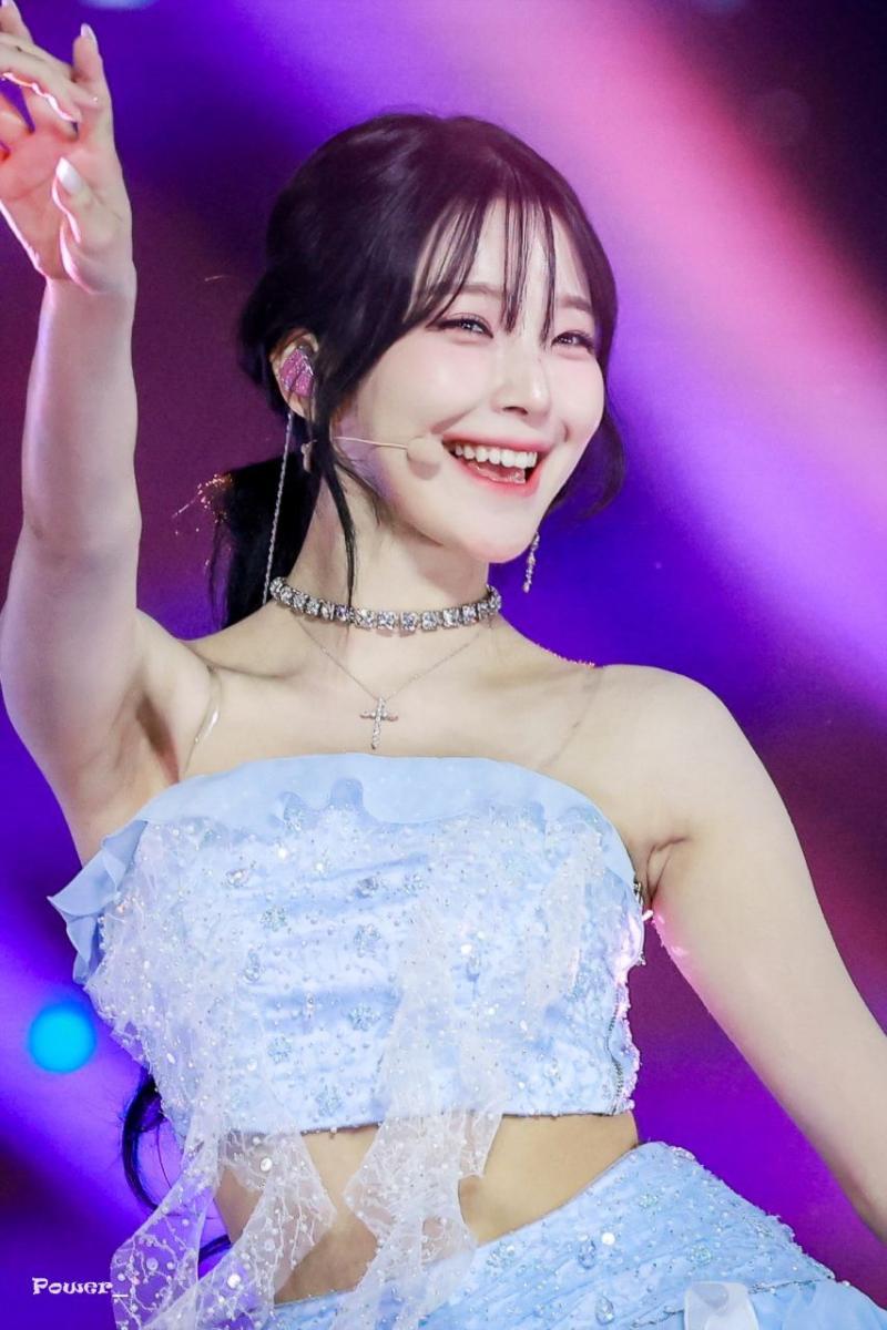 프로미스나인 백지헌