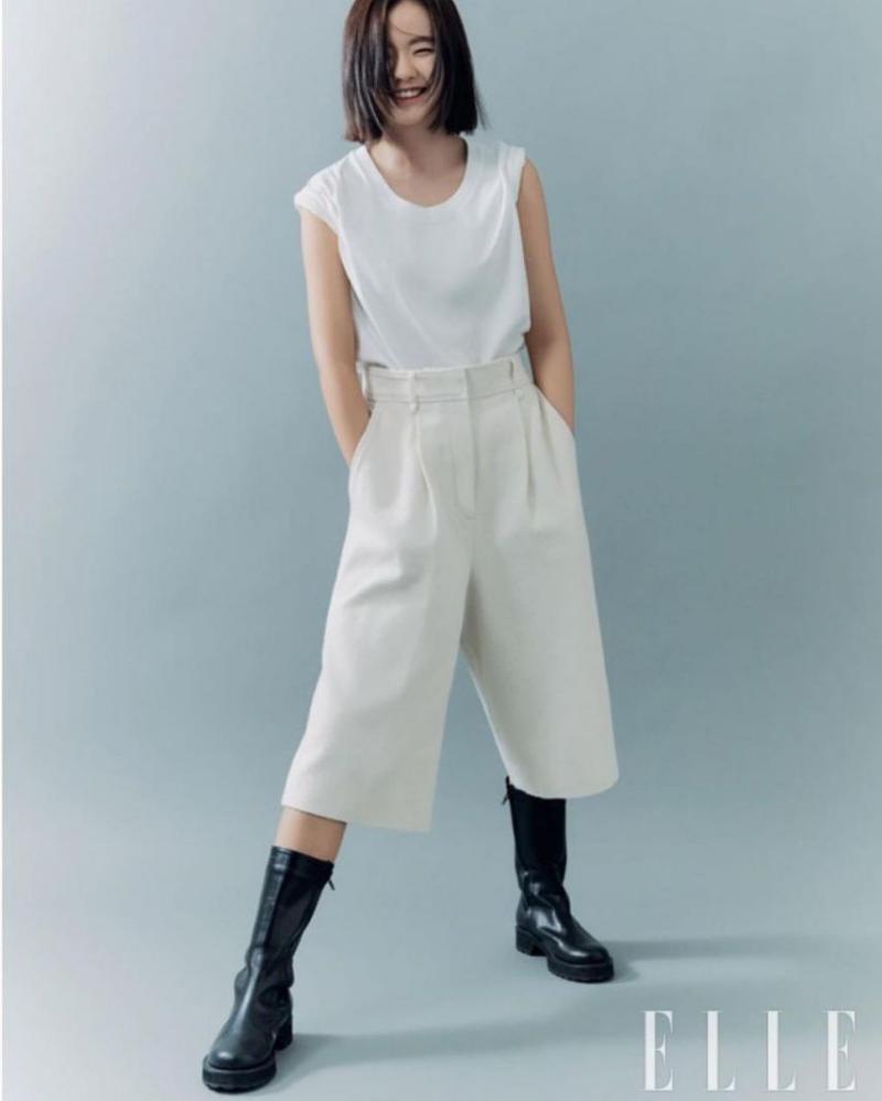 배우 김시아