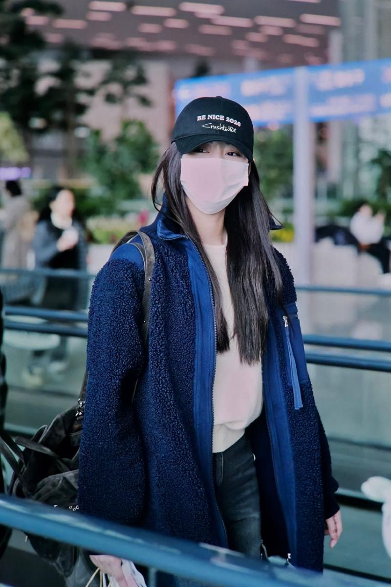 트와이스 사나 쯔위 출국