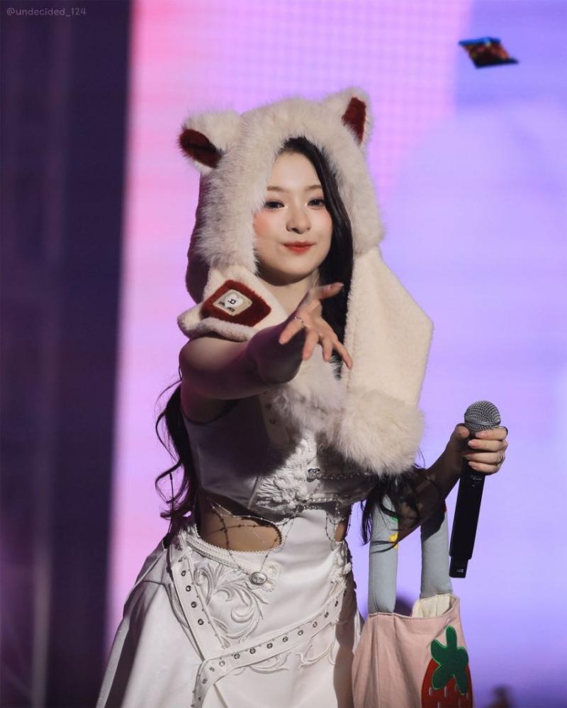 프로미스나인 이나경