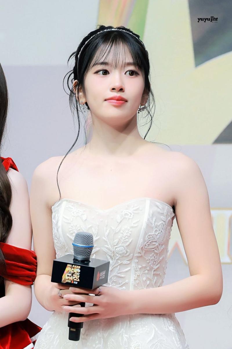 아이브 안유진