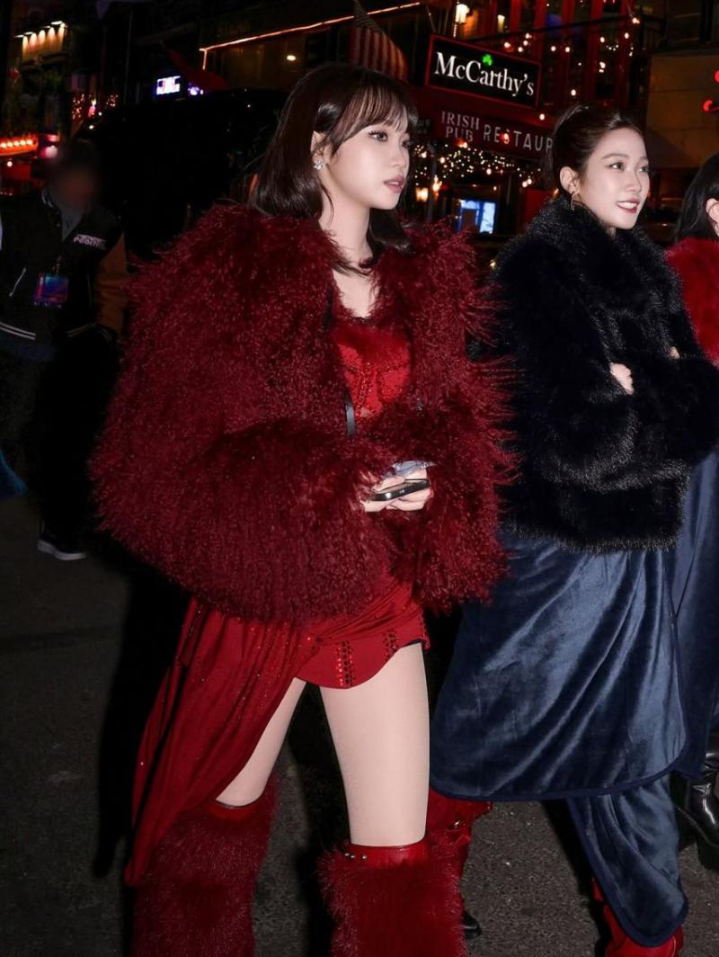 LE SSERAFIM (르세라핌) 김채원