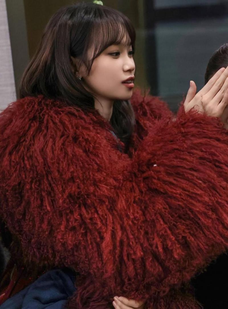 LE SSERAFIM (르세라핌) 김채원