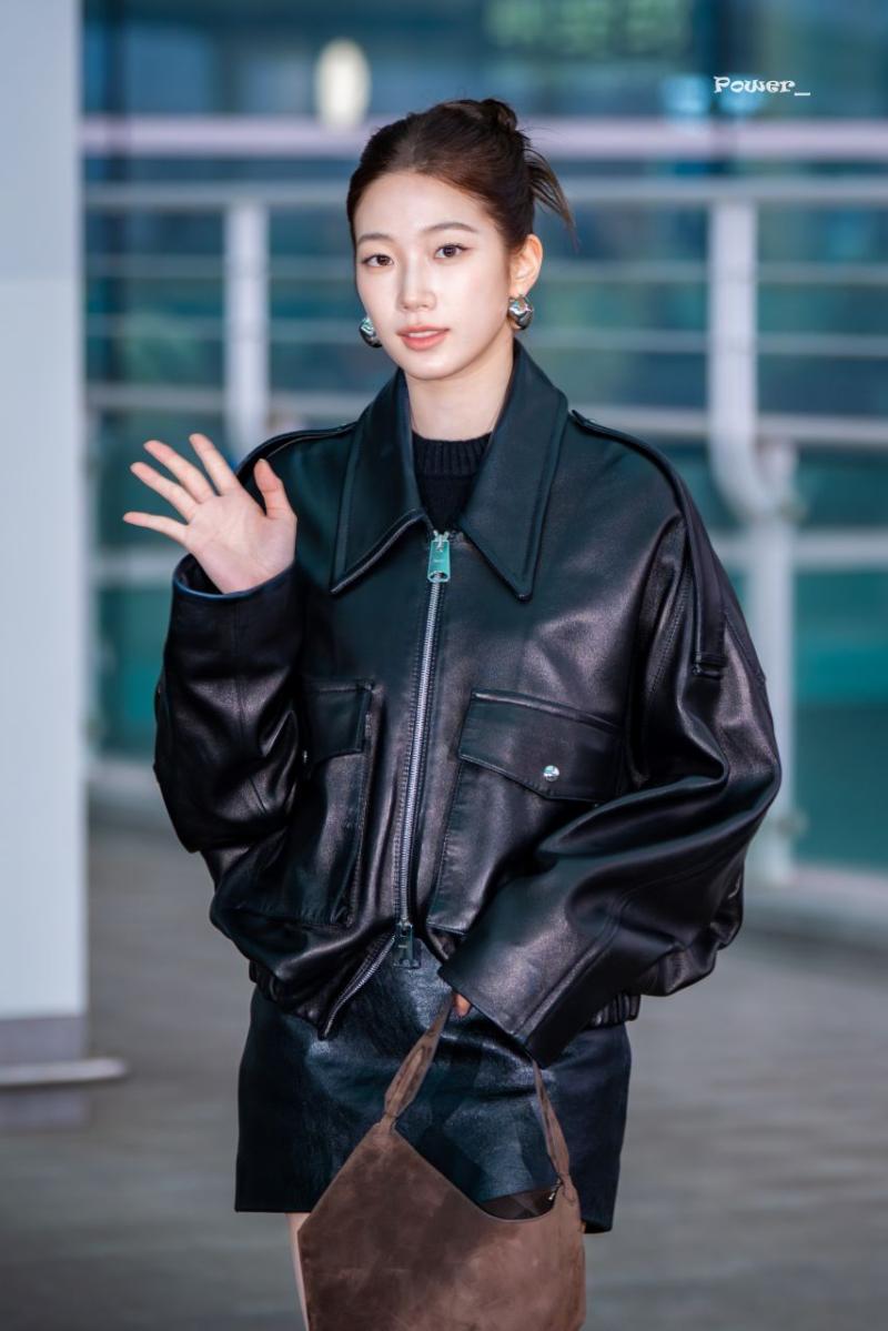 뉴욕으로 출국하는 르세라핌 카즈하