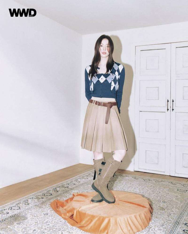 신세경 WWD