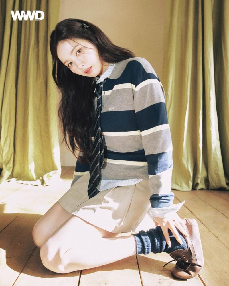 신세경 WWD