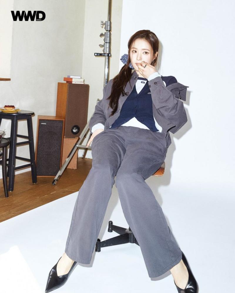 신세경 WWD