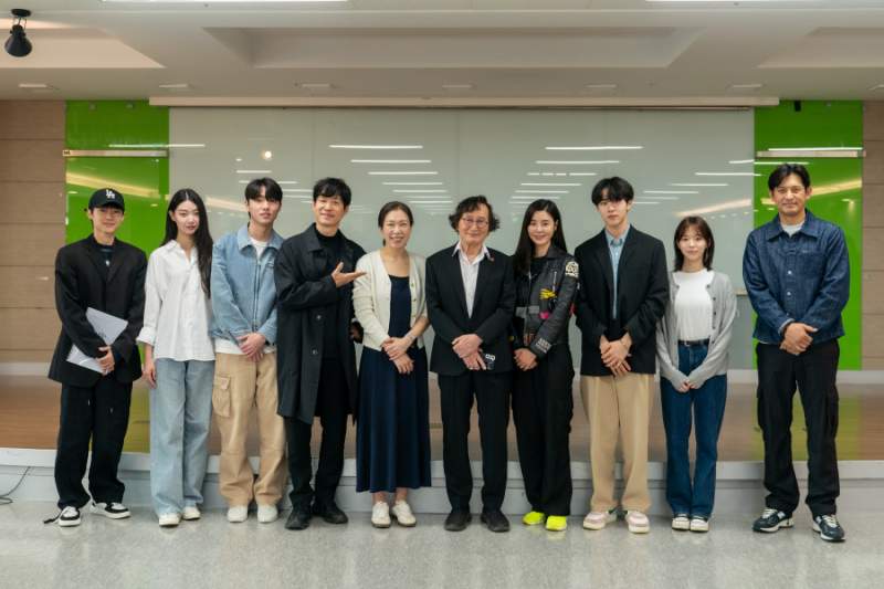 제주 4.3 배경 '내 이름은' 염혜란 해외 포스터