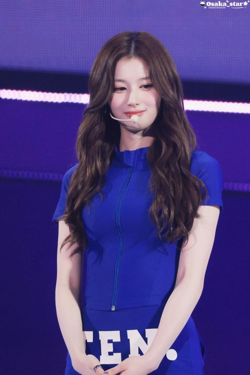 트와이스 사나