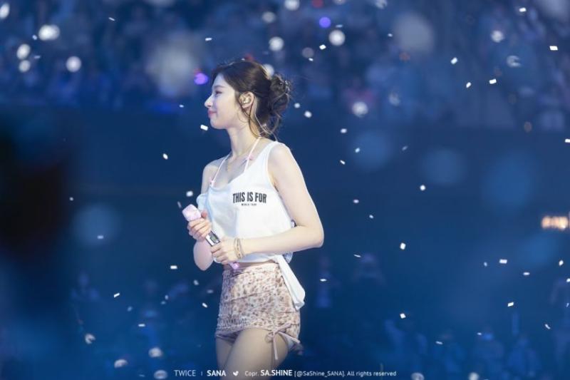 트와이스 사나
