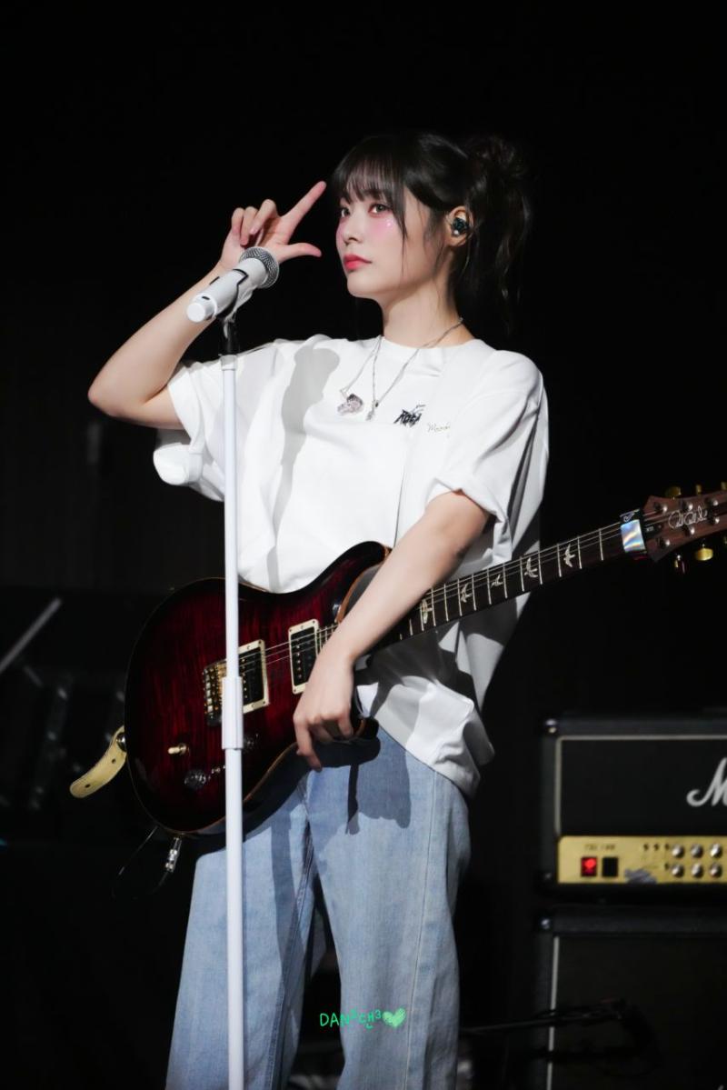 QWER 시연