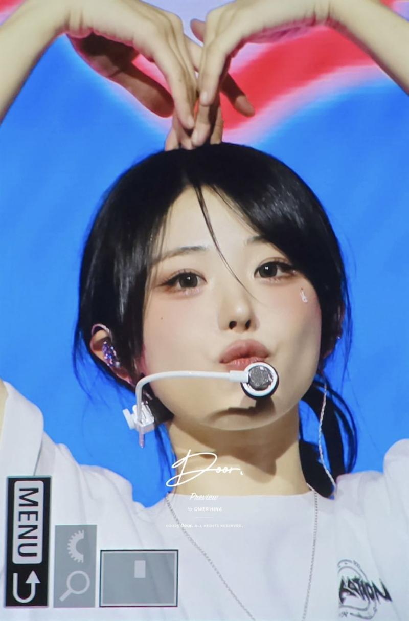 QWER 히나