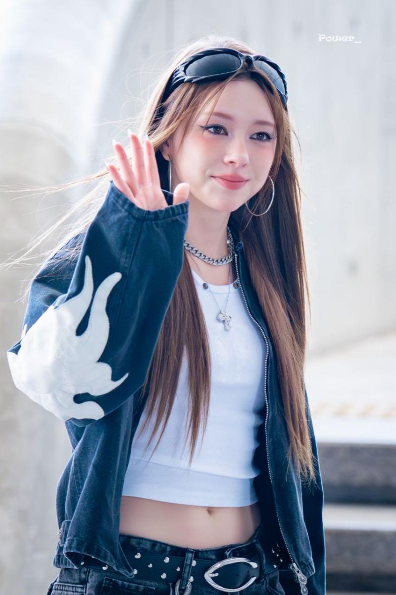 피프티피프티 문샤넬