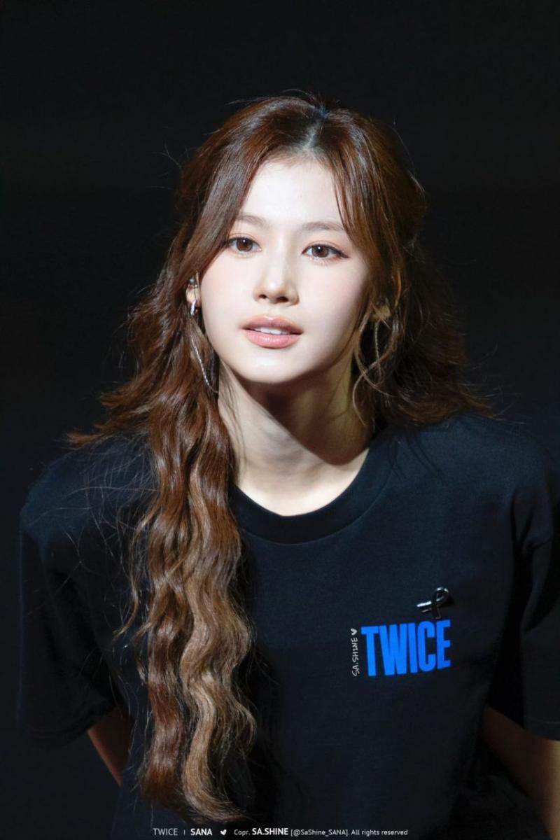 트와이스 사나